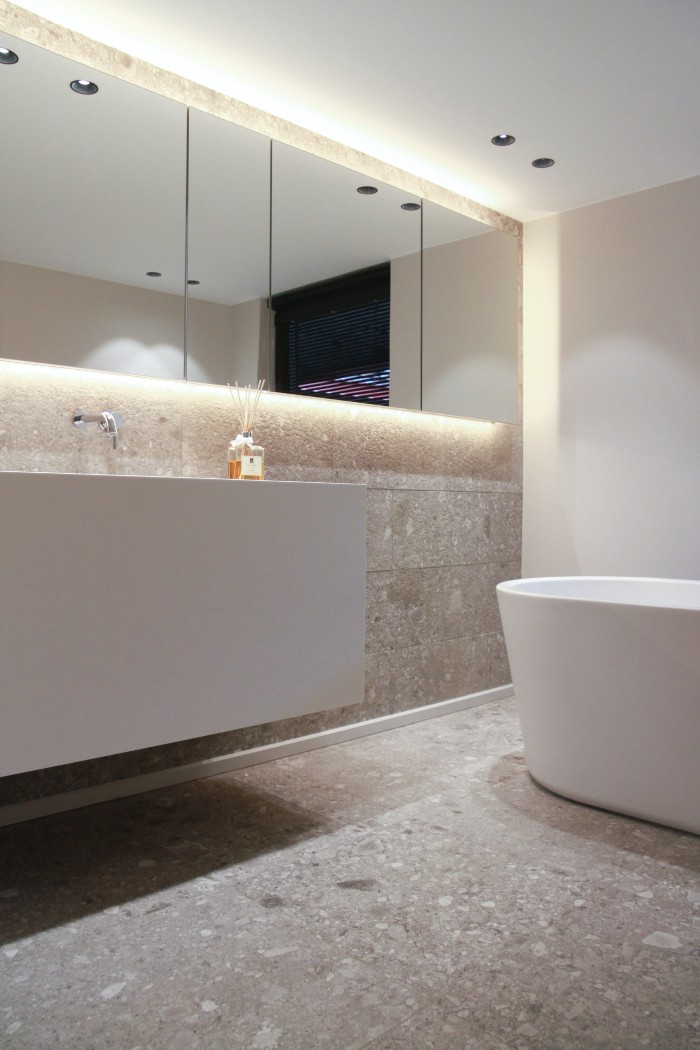 Bathroom design trends with floating vanities 