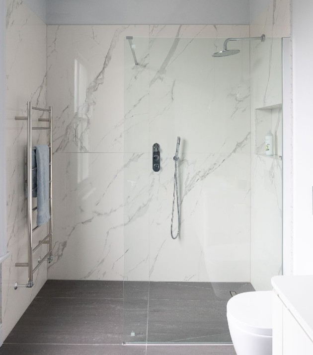 Different Types of Shower Surrounds Bath TuneUp